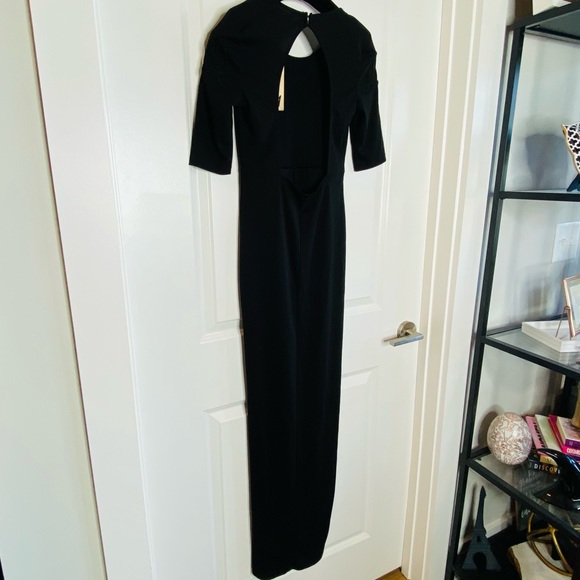 Long Black Dress w Applique Design Bodice - Picture 4 of 13
